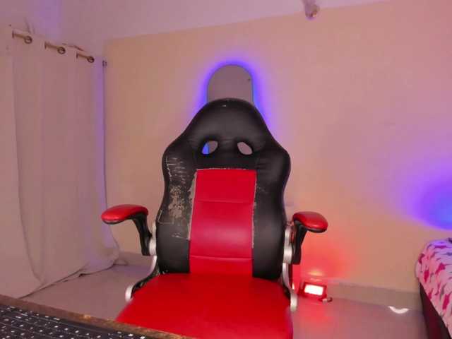 Shaira-Massu live cam on BongaCams