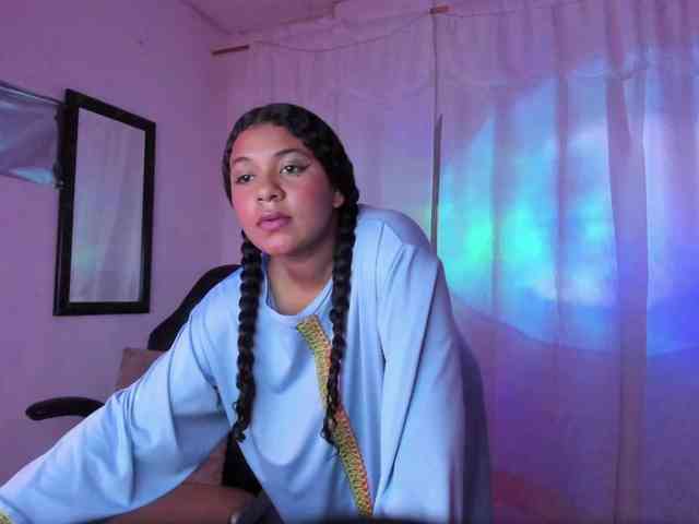 Shaira-Massu Live Webcam on BongaCams