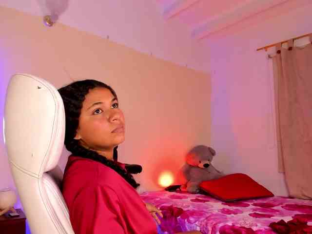 Shaira-Massu Live Webcam on BongaCams