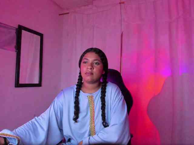 Shaira-Massu Live Webcam on BongaCams
