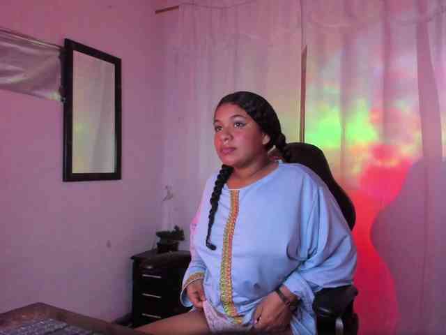 Shaira-Massu Live Webcam on BongaCams