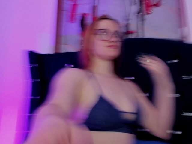 alessya18 live cam preview