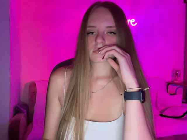 ShadowLily webcam