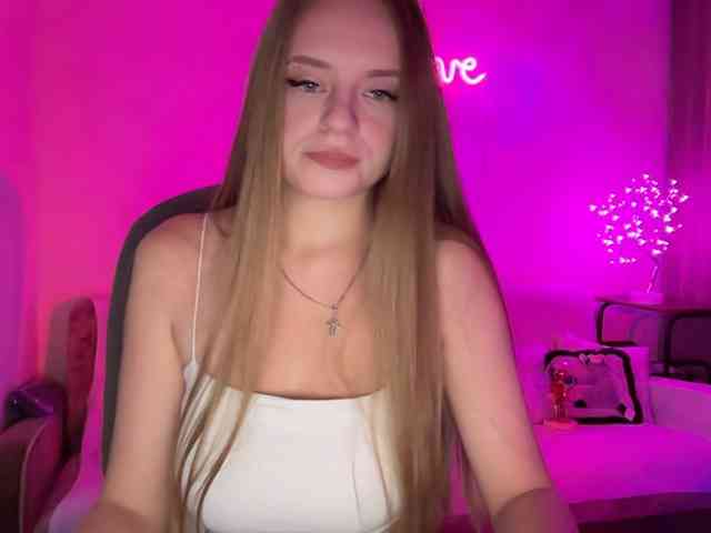 ShadowLily webcam