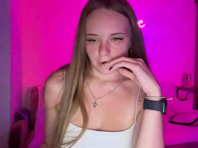 ShadowLily webcam