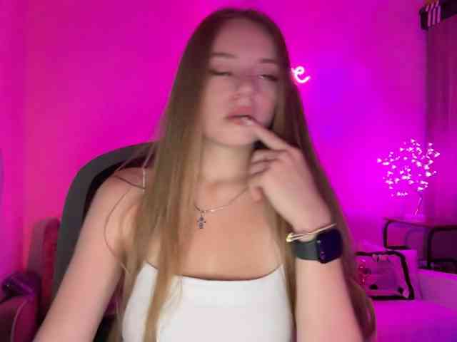 ShadowLily webcam
