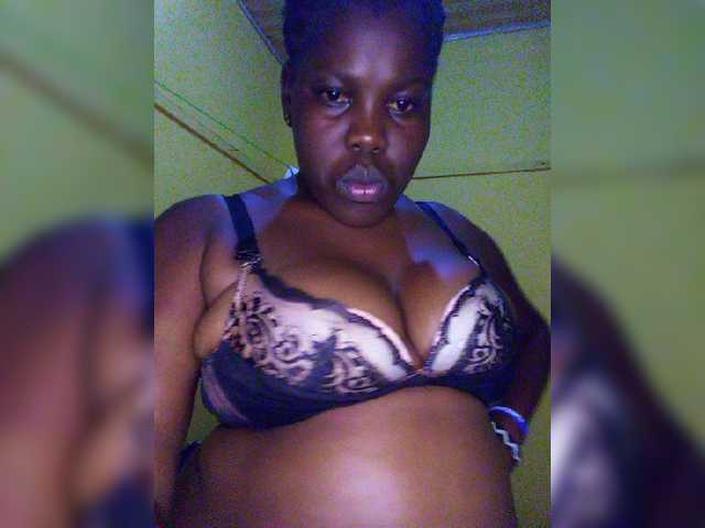 Tanasha001 live cam on BongaCams
