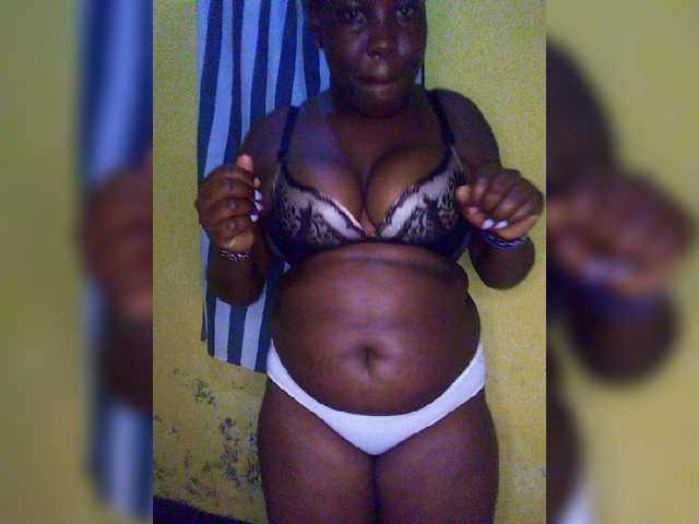 Tanasha001 live cam on BongaCams