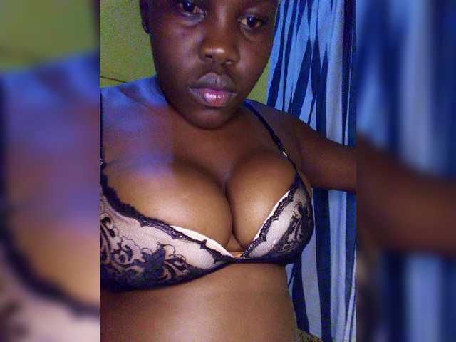 Tanasha001 live cam on BongaCams