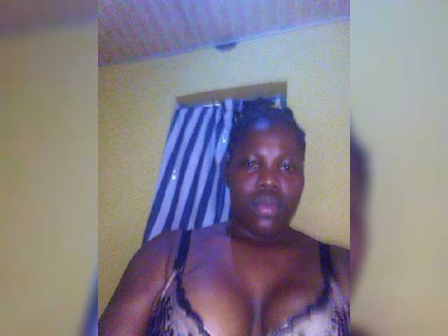 Tanasha001 live cam on BongaCams