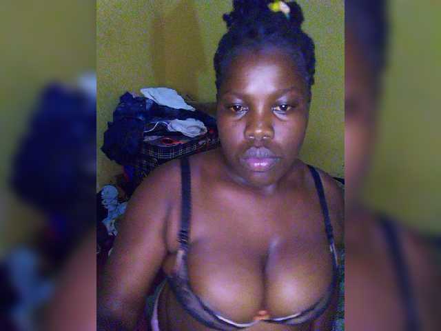 Tanasha001 live cam on BongaCams