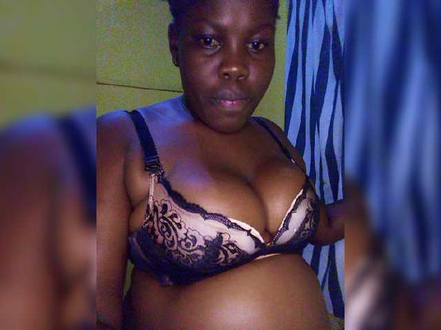 Tanasha001 live cam on BongaCams