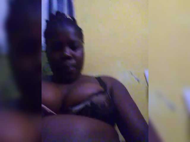 Tanasha001 live cam on BongaCams