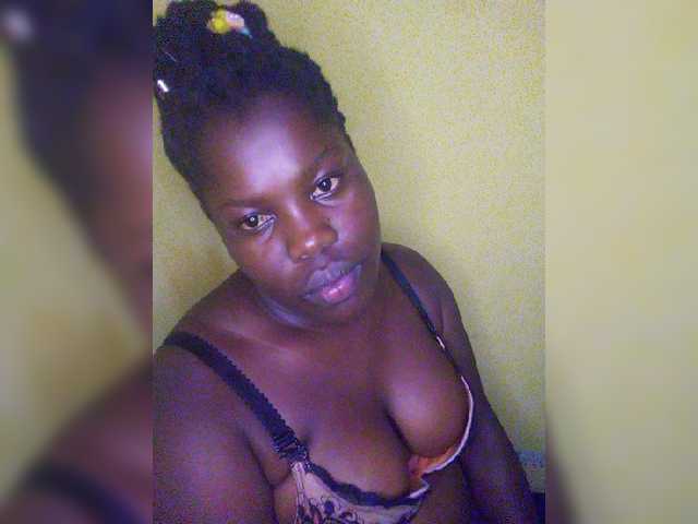 Tanasha001 live cam on BongaCams