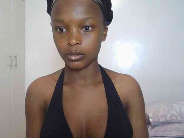 Poonie-luv webcam