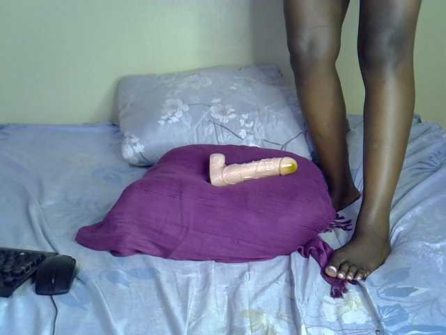 Rossycummie live cam on BongaCams