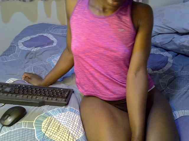 Rossycummie webcam