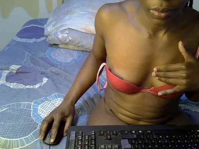 Rossycummie webcam