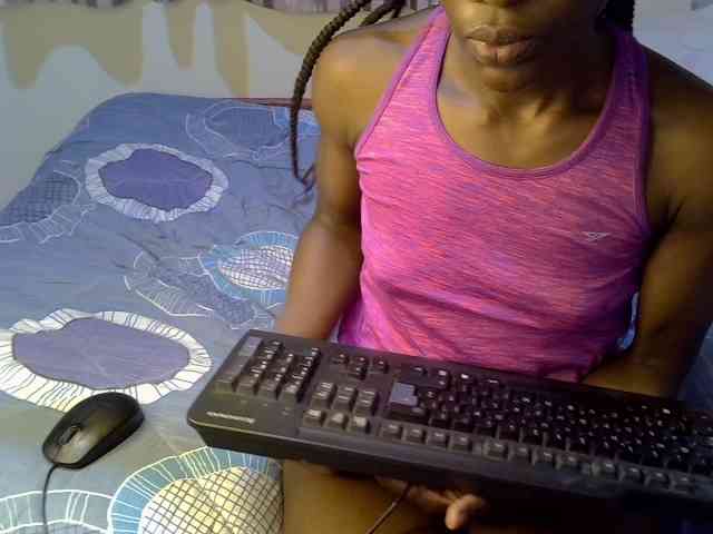 Rossycummie webcam