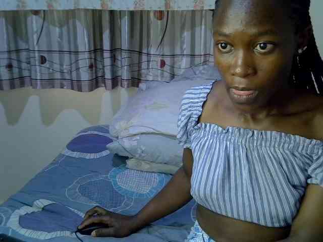 Rossycummie webcam
