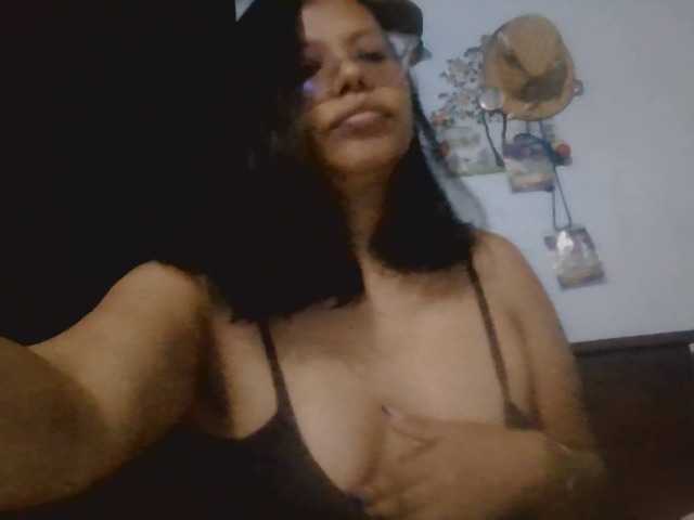 Ochun live cam on BongaCams