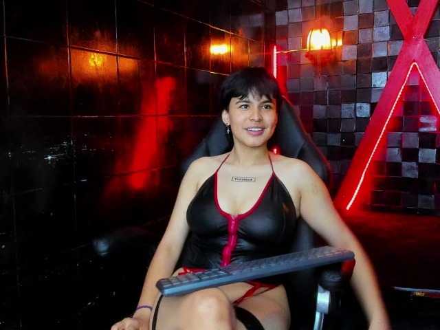 VioletFaith live cam on BongaCams