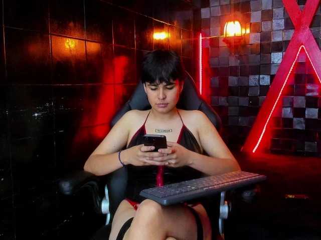 VioletFaith live cam on BongaCams