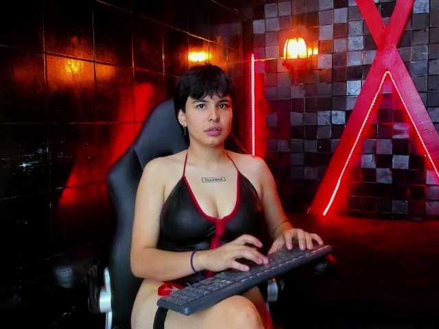 VioletFaith live cam on BongaCams