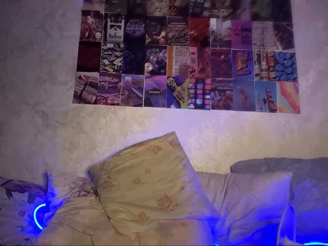 KrystalChurchfield live cam on BongaCams
