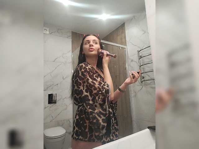 HiddenKittyLust live cam on BongaCams