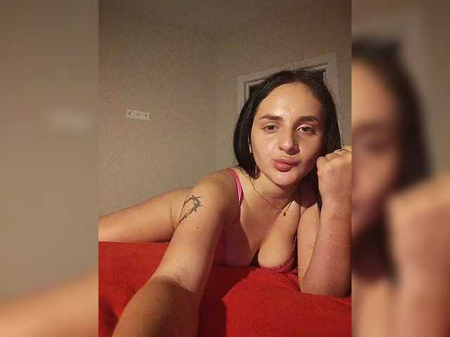 HiddenKittyLust live cam on BongaCams