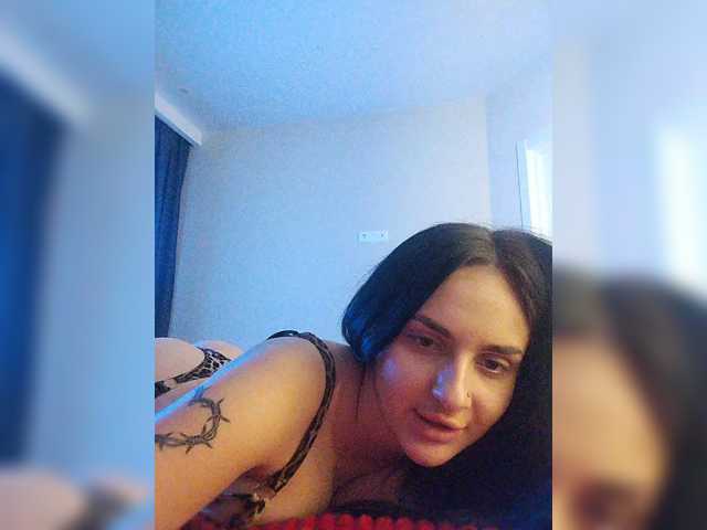 HiddenKittyLust live cam on BongaCams