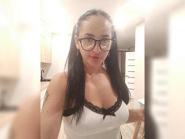 HiddenKittyLust live cam on BongaCams