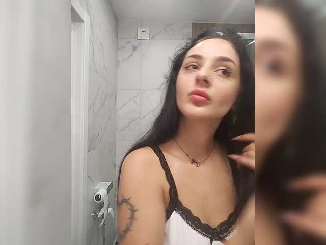 HiddenKittyLust live cam on BongaCams