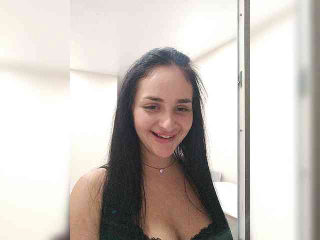 HiddenKittyLust webcam
