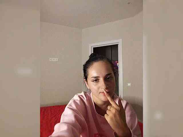 HiddenKittyLust webcam