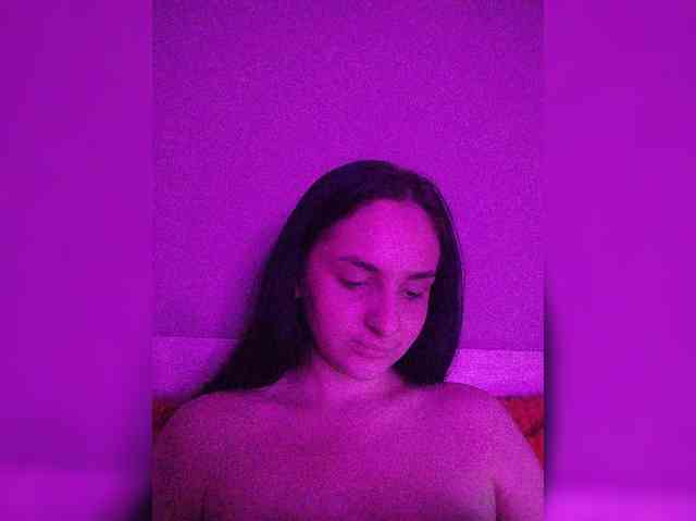 HiddenKittyLust webcam