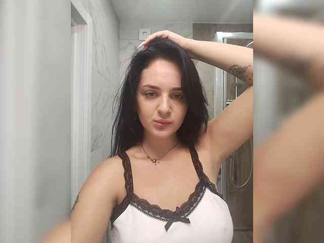 HiddenKittyLust webcam