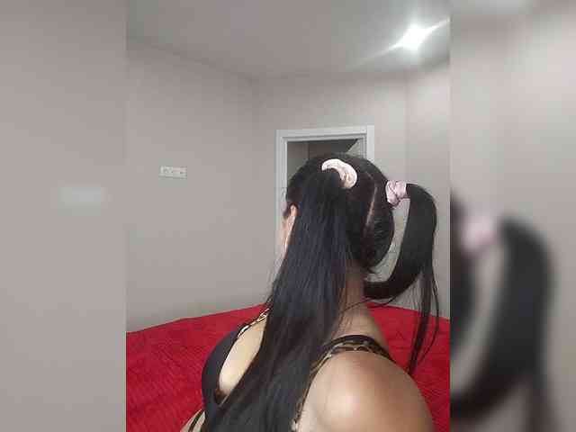 HiddenKittyLust webcam