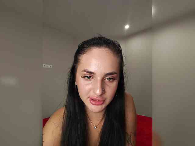 HiddenKittyLust webcam