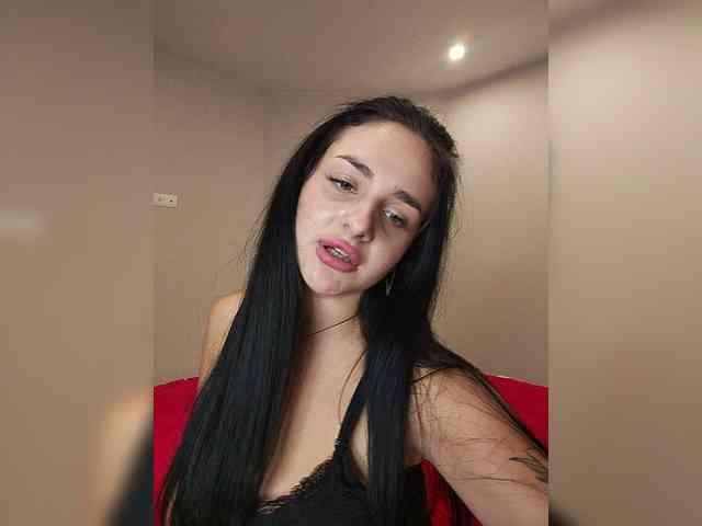 HiddenKittyLust webcam
