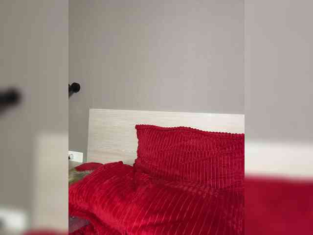 HiddenKittyLust webcam