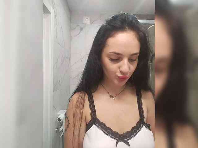 HiddenKittyLust webcam