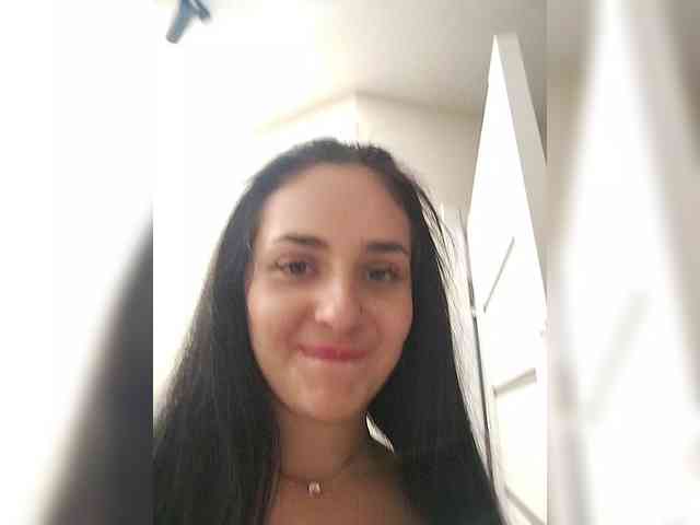 HiddenKittyLust webcam