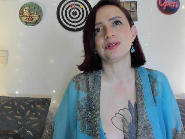 CoralShine80 live cam preview