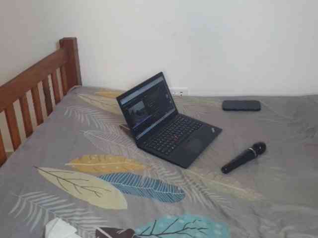 Anneycandey webcam