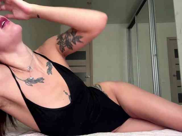 Hornybabyes webcam