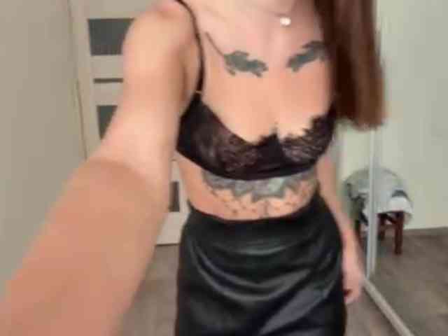 Hornybabyes webcam