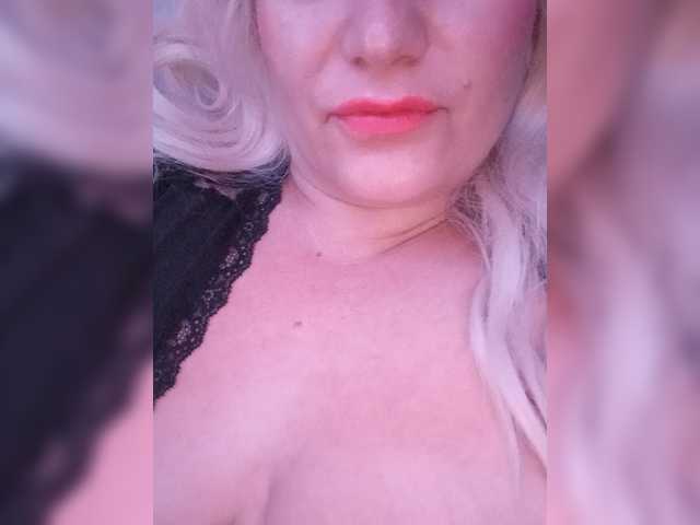 Aphrodite666 live cam on BongaCams