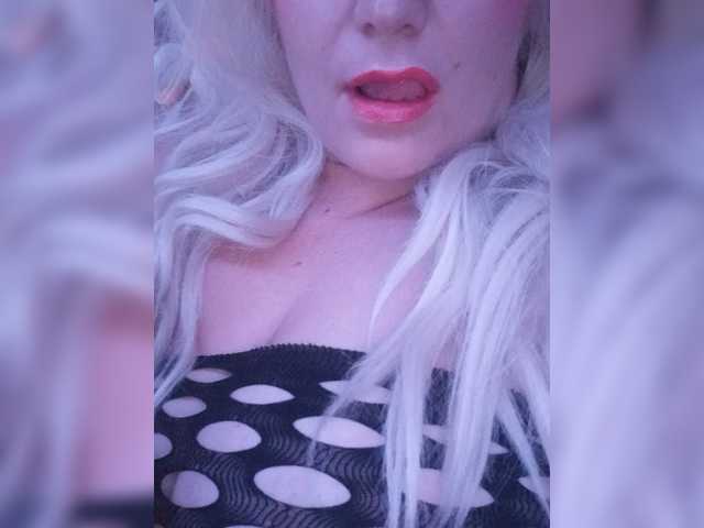 Aphrodite666 live cam on BongaCams